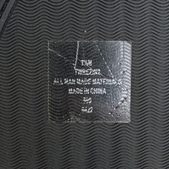 Tommy Hilfiger Ivaide Logo Strap Ankle Booties - Picture 12 of 12